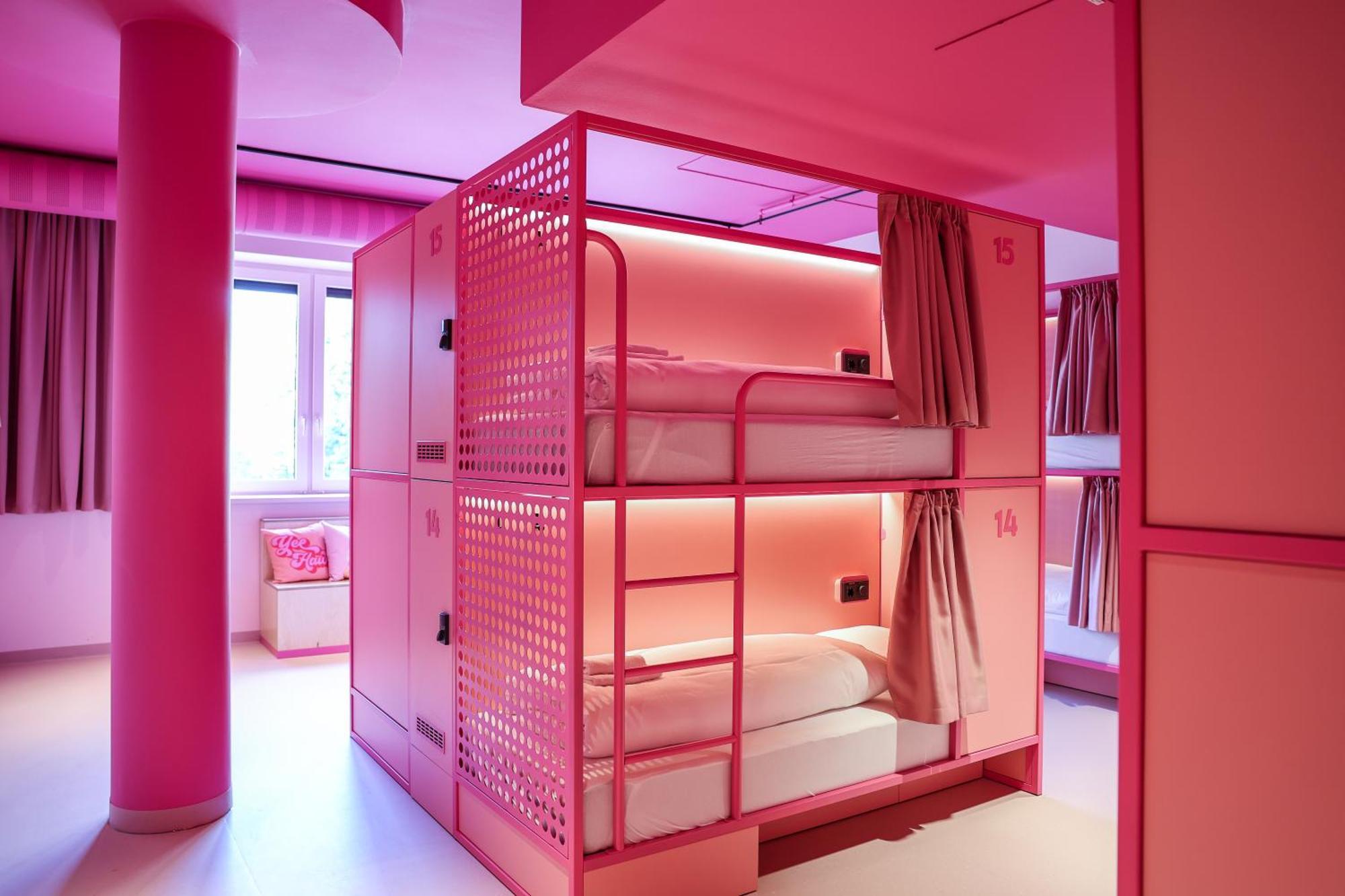 Bunks At Rode Vandrarhem Oslo Exteriör bild