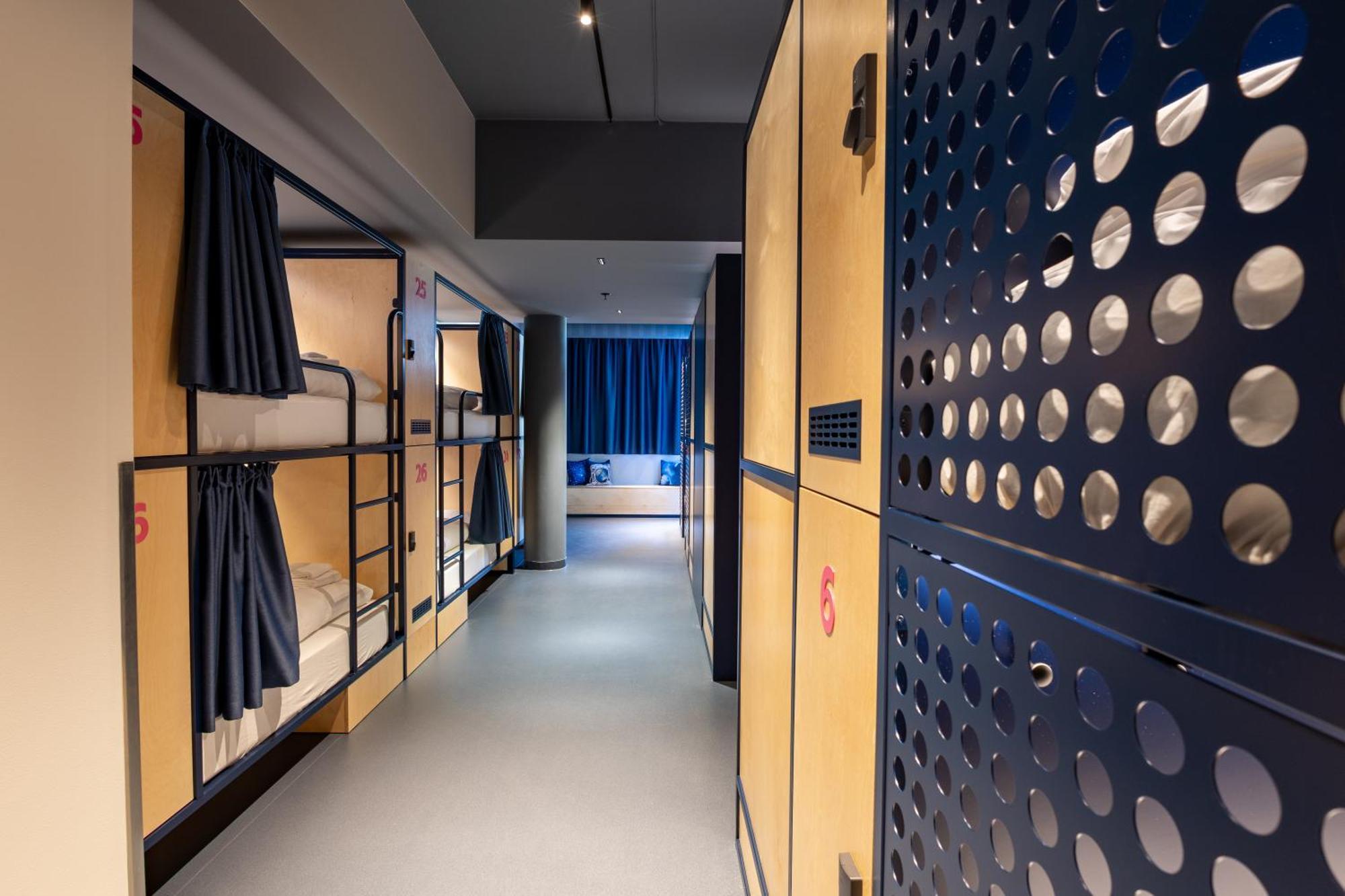 Bunks At Rode Vandrarhem Oslo Exteriör bild